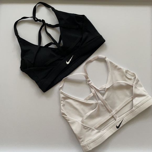 Nike Sports Bra - Picture 2 of 6